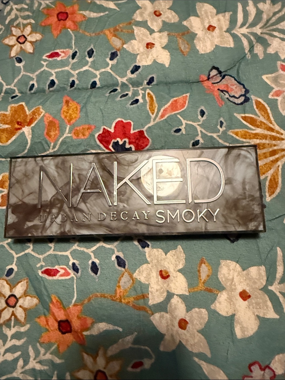Urban Decay Naked Smoky Eyeshadow Palette - Gray and Silver Marble Case